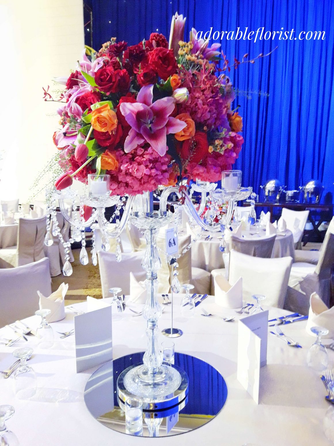 Tall center piece arrangment for round table
