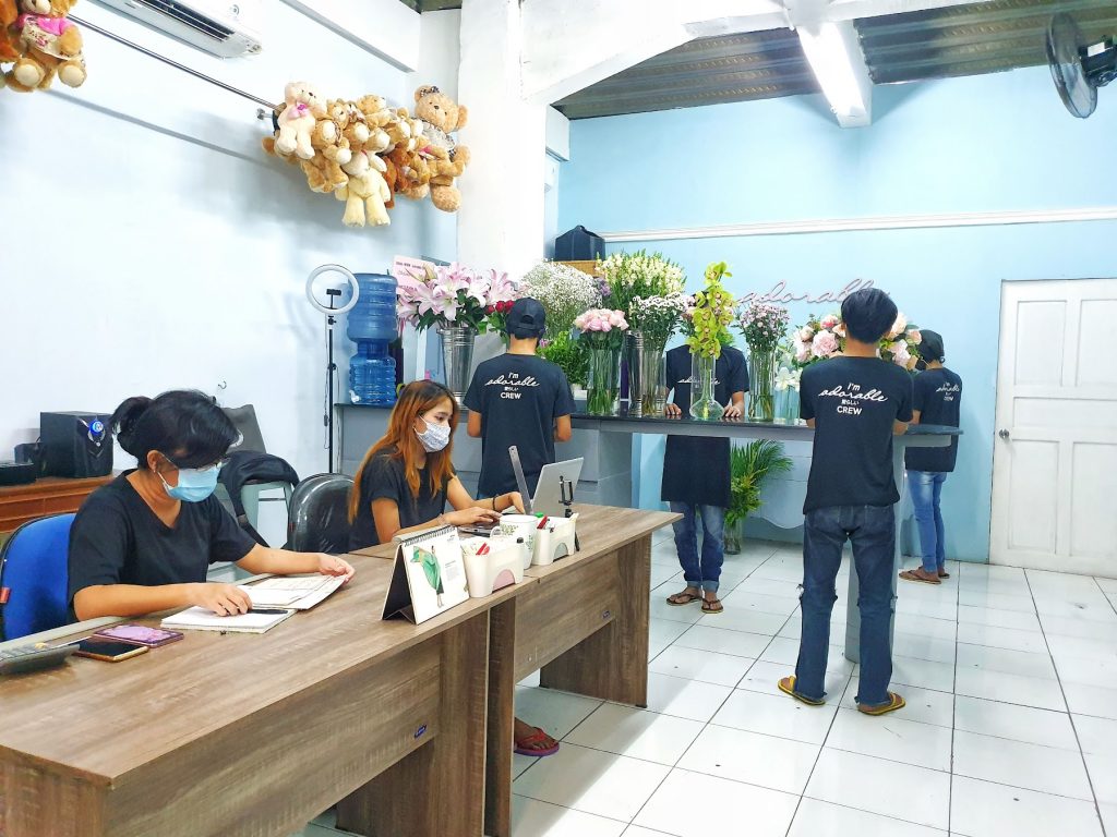 suasana kantor adorable florist